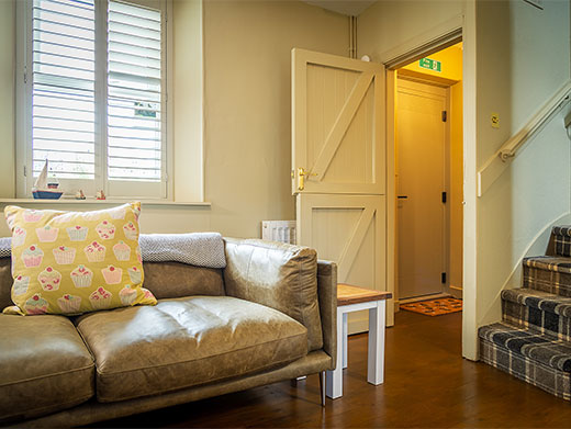 Comfotable seating at Fountain Cross Cottage